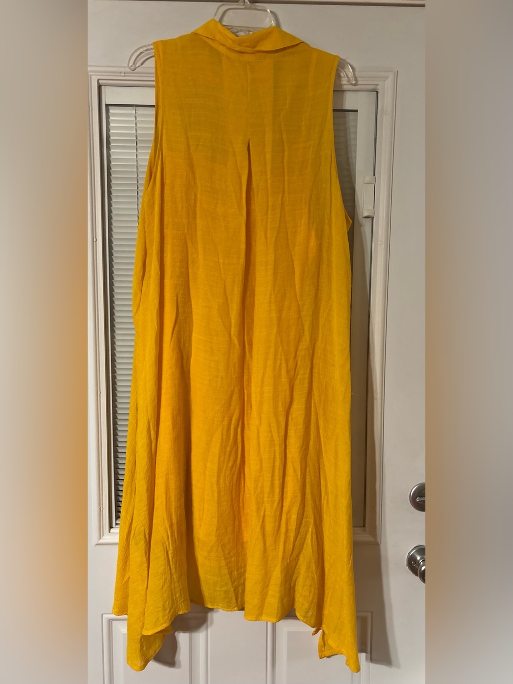 Mlle Gabrielle 🌞 Sunlit Yellow Sleeveless Dress - Picture 3 of 6